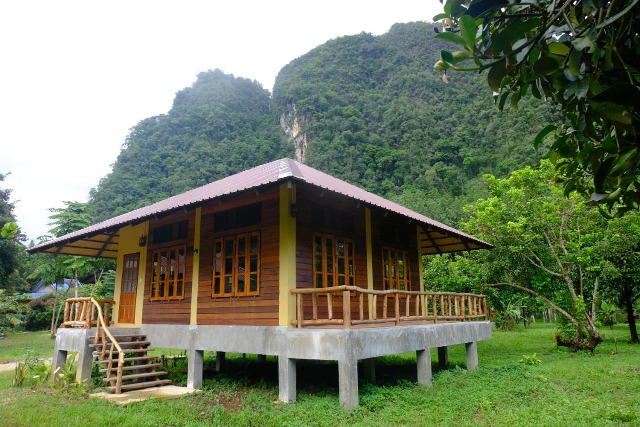 Vila Monkey Mansion - Jungalows & Tours Khao Sok National Park Exteriér fotografie